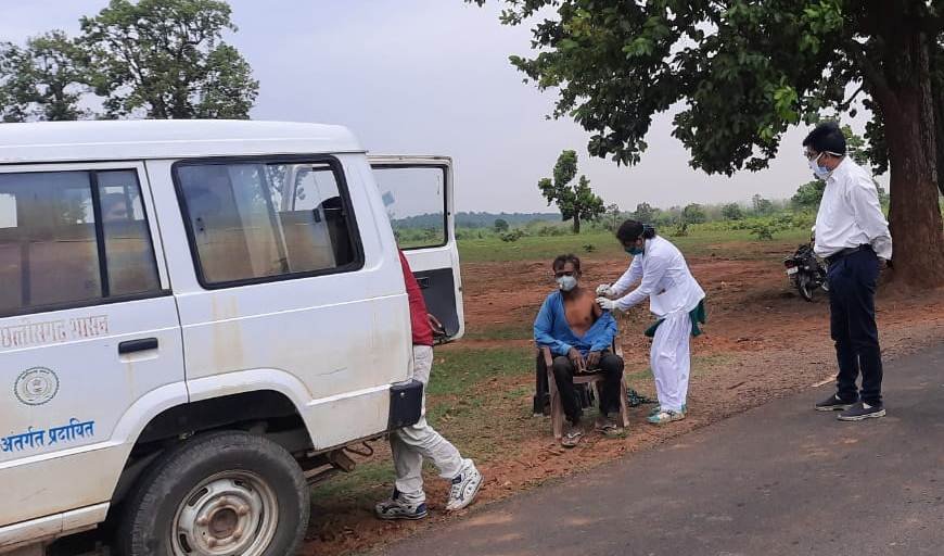 कोरिया : जिला व पुलिस प्रशासन के सतत प्रयासों से जिले में कोरोना पॉजिटिविटी रेट में लगातार गिरावट