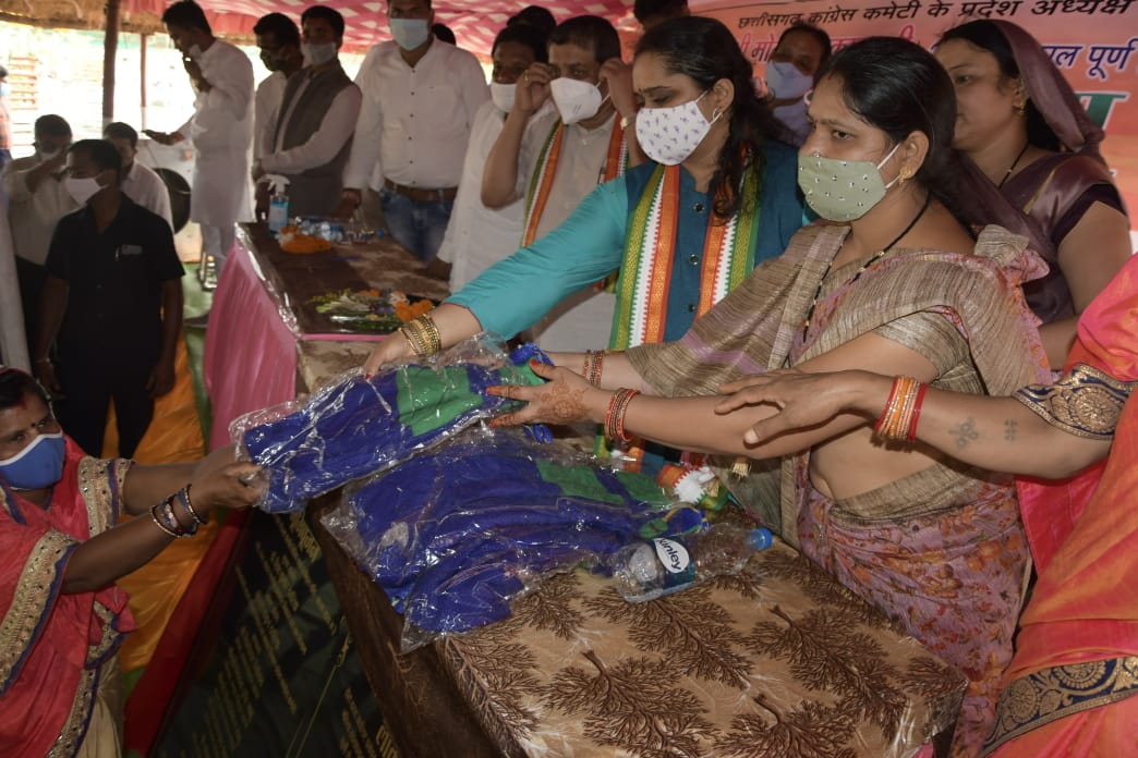 रायपुर  : गांव, गरीब और किसानों के हित में कार्य कर रही है छत्तीसगढ सरकार-मंत्री डॉ डहरिया