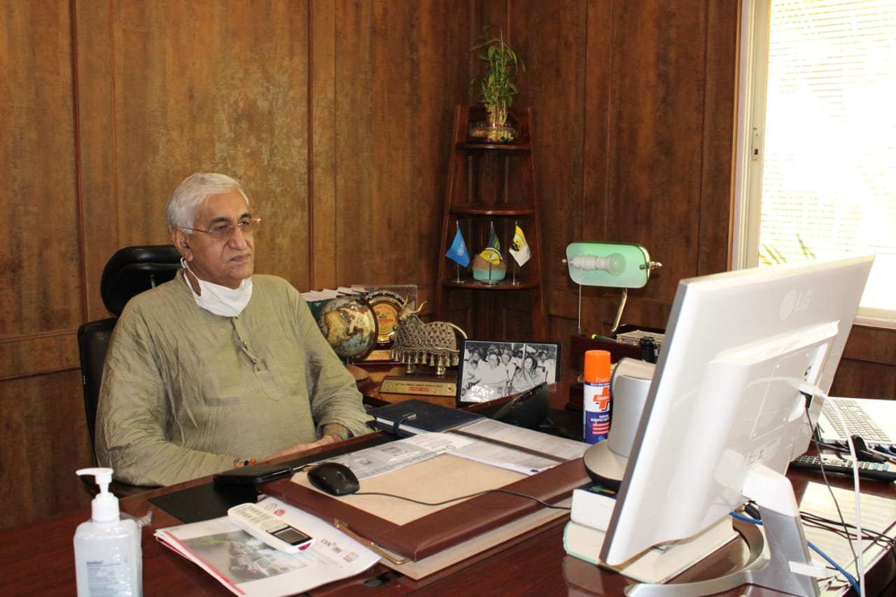 दुर्ग के 7 दिवसीय MeetTheDoctor के उद्घाटन कार्यक्रम में वर्चुअल माध्यम से शामिल हुए टी. एस. सिंहदेव