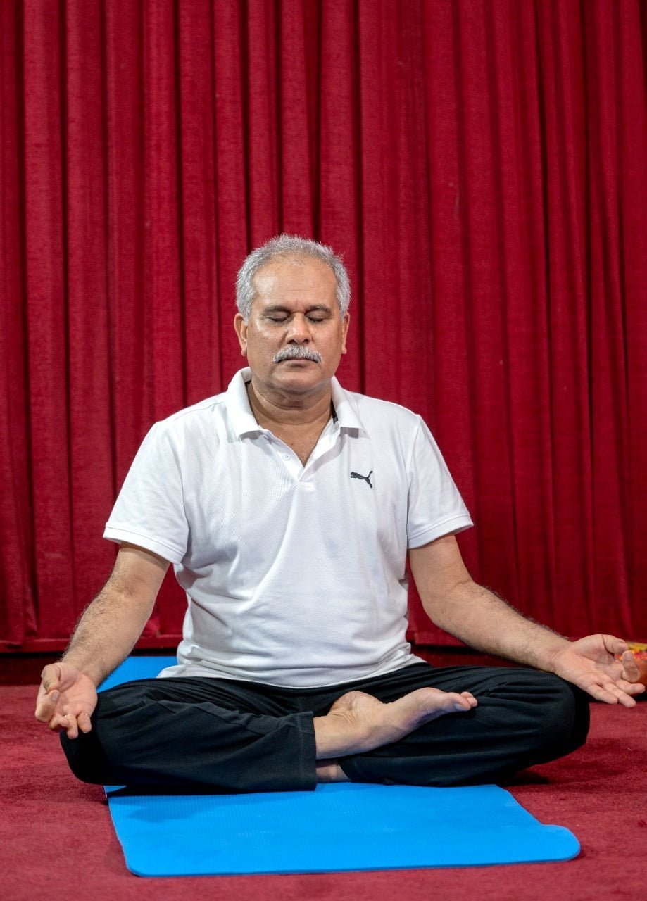 मुख्यमंत्री श्री भूपेश बघेल ने प्रदेशवासियों को अंतर्राष्ट्रीय योग दिवस की शुभकामनाएं दी