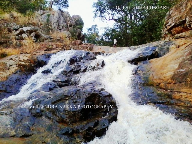Toyer Nala Waterfall Katekalyan