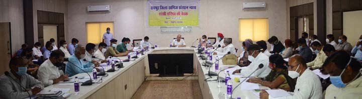 विकास का लाभ अंतिम व्यक्ति तक पहुंचाएं : रविंद्र चौबे