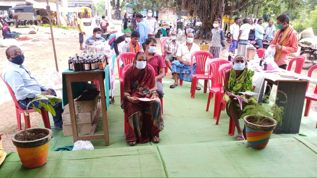 महासमुन्द  : आयुष शिविर में 194 रोगियों का स्वास्थ्य परीक्षण कर उपचार किया गया