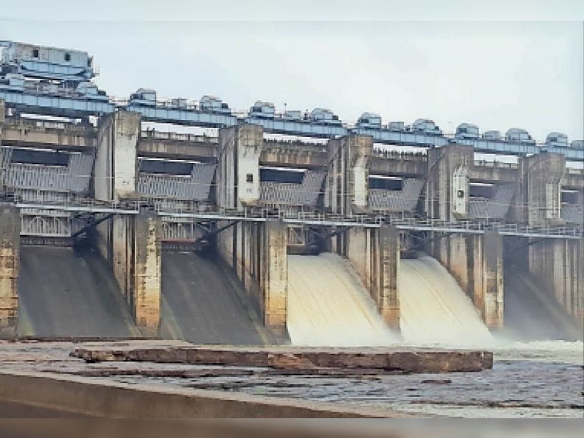 dhamtari, सिंचाई के लिए सोंढूर जलाशय से छोड़ा गया पानी