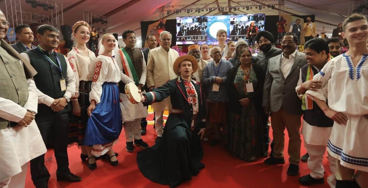 विशेष लेख : संस्कृति से लोग जुड़े, लोगों से जुड़ी संस्कृति