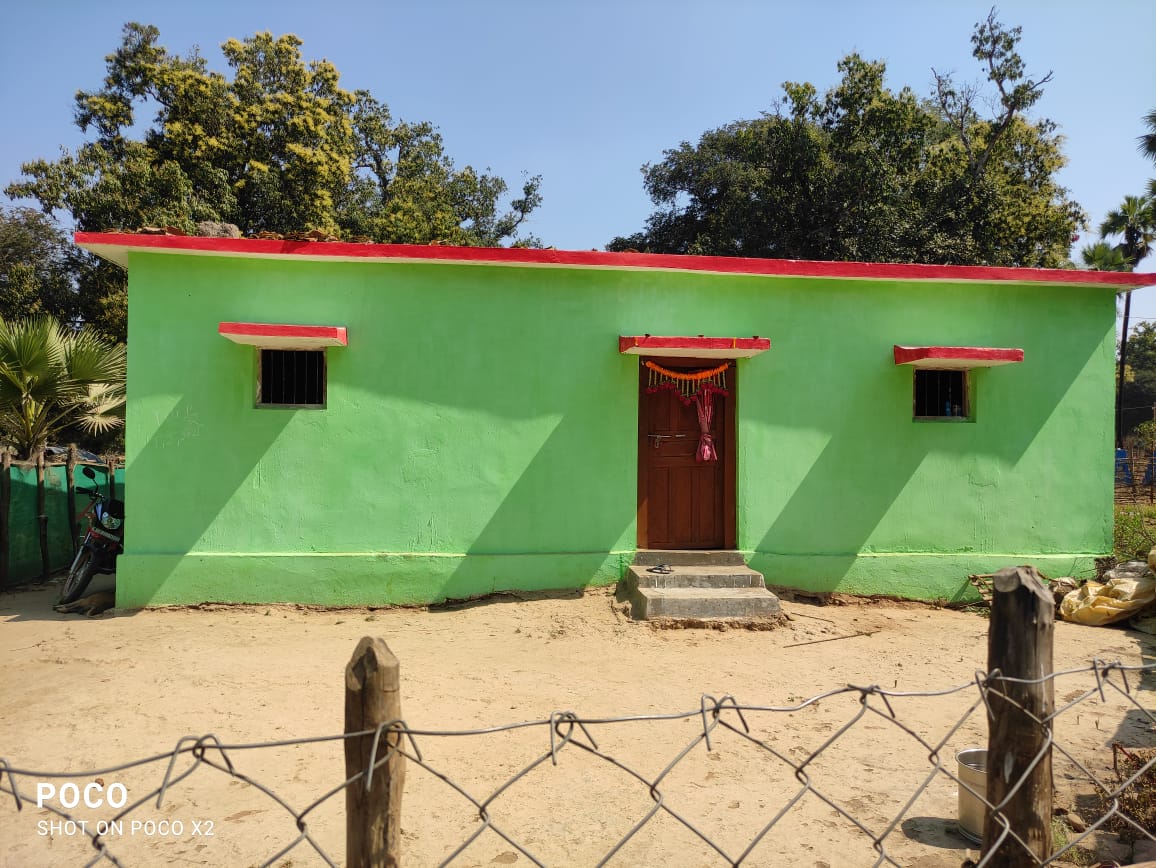 बीजापुर  : बदलता बस्तर: नई तस्वीर स्पेशल स्टोरी : आवास योजना से खुशहाल हुआ गांव