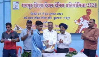 जूनियर वर्ग में रामजी कुमार एवं अनन्या दुबे बने विजेता