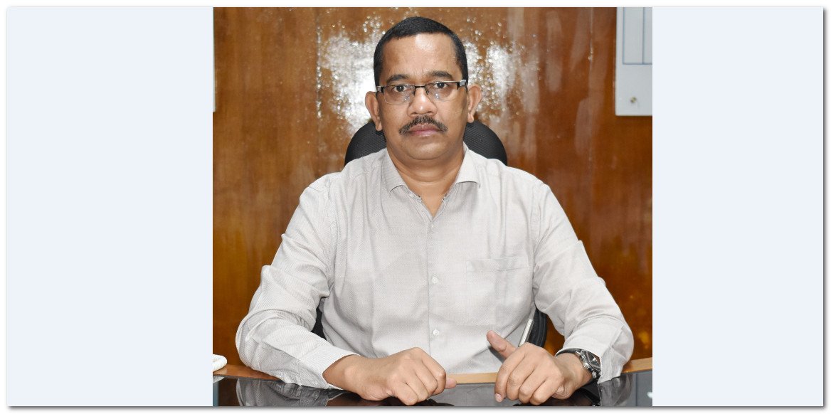 शैक्षणिक सुविधाओं के सुदृढ़ीकरण एवं अधोसरंचना के कार्य शीध्र पूरा करें