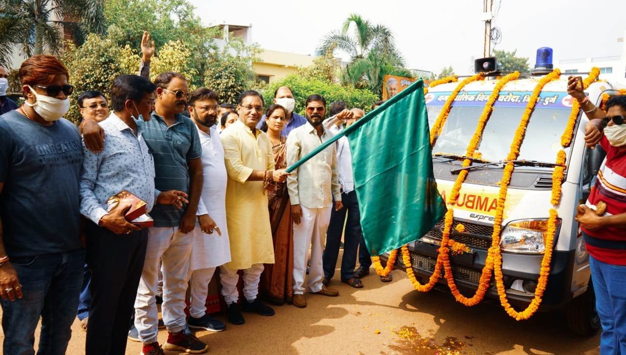 बेहतर स्वास्थ्य सुविधाएं उपलब्ध कराना सरकार की सर्वोच्च प्राथमिकता