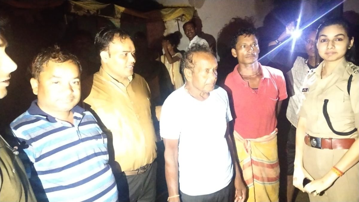 किसानों की विभिन्न समस्याओं को लेकर धरना प्रदर्शन