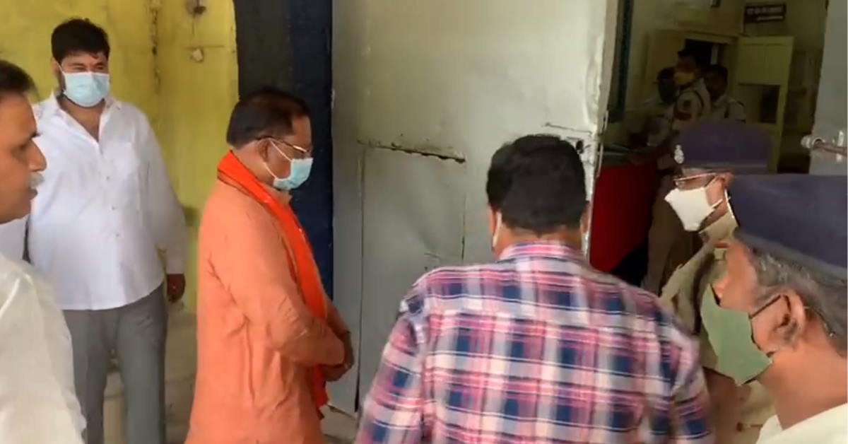 गिरफ्तार भाजयुमो कार्यकर्ताओं से मिलने जेल पहुंचे भाजपा नेता