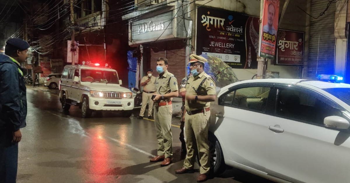 सड़कों पर उतरे पुलिस अधीक्षक, रात्रि गश्त और पेट्रोलिंग का लिया जायजा