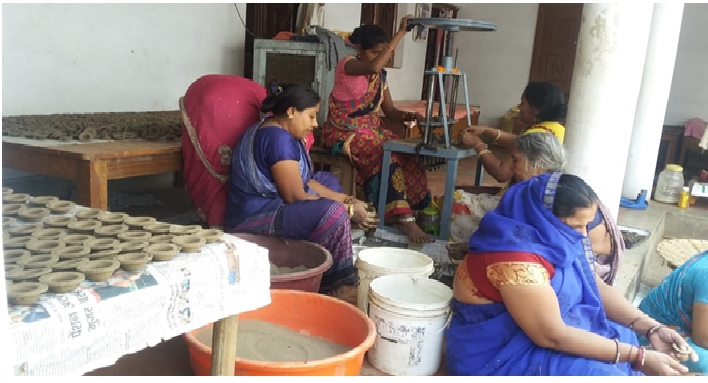 दुर्ग : स्थानीय बाजार में बढ़ा बिहान के समूहों का दबदबा, पौने तीन करोड़ की कर ली बचत