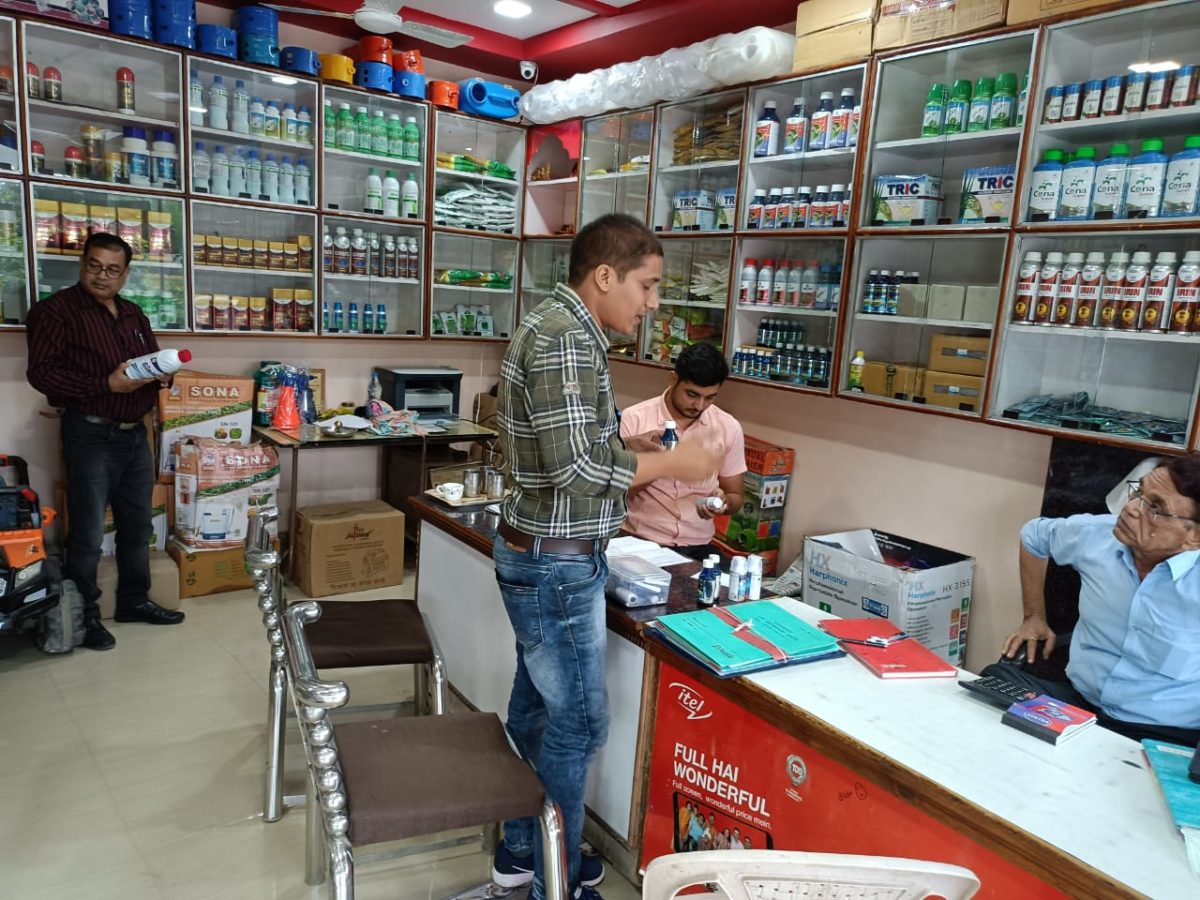 रायपुर : चंद्रपुर के दो कीटनाशक दवा विक्रेताओं को कारण बताओ नोटिस