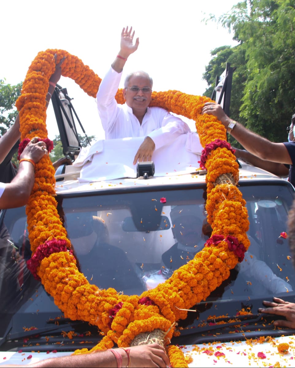 महासमुन्द : विभिन्न समाज के लोगों ने मुख्यमंत्री श्री भूपेश बघेल का किया भव्य स्वागत