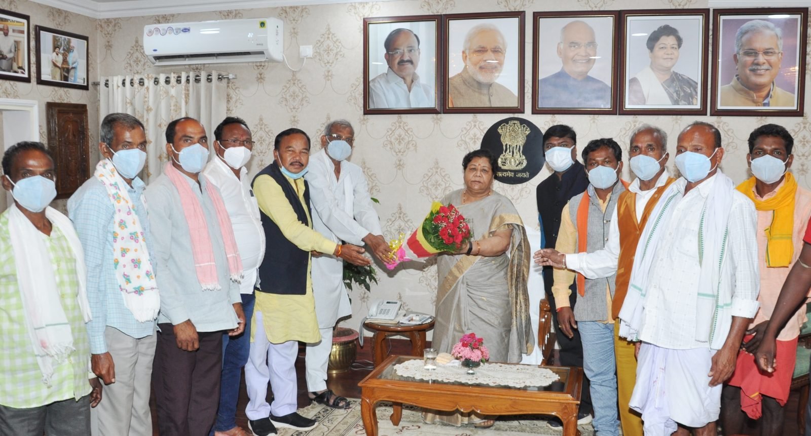 राज्यपाल से केदार कश्यप के नेतृत्व में प्रतिनिधिमण्डल ने मुलाकात की