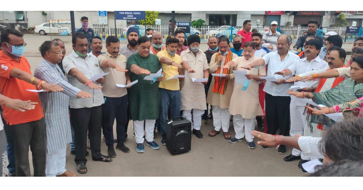 प्रधानमंत्री मोदी के जन्मदिन पर भाजपा ने चलाया स्वच्छता अभियान