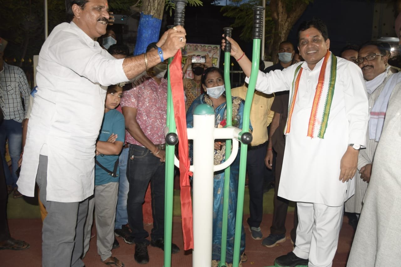 विकास कार्यों के साथ सौंदर्यीकरण को भी दे रहे है प्राथमिकता : मंत्री डॉ. डहरिया