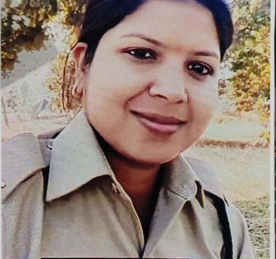 महिला आरक्षक ने लगाया पुलिस विभाग के आला-अफसरों पर लगाया गंभीर आरोप, महकमें में मचा हड़कंप | The female constable made serious allegations against the top officers of the police department, there was a stir in the department