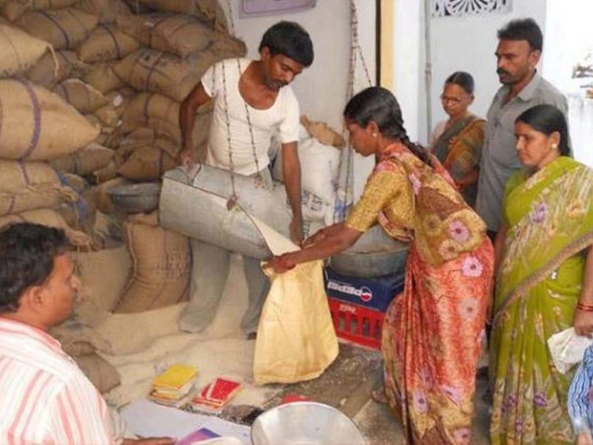 छत्तीसगढ़ राज्य में 58 लाख 91 हजार परिवारों को निःशुल्क चावल का हो रहा वितरण