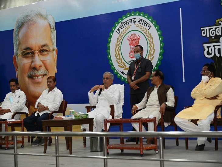 हसदेव अरण्य बचाने पदयात्रा कर रायपुर पहुंचे ग्रामीणों से मुख्यमंत्री ने की मुलाकात