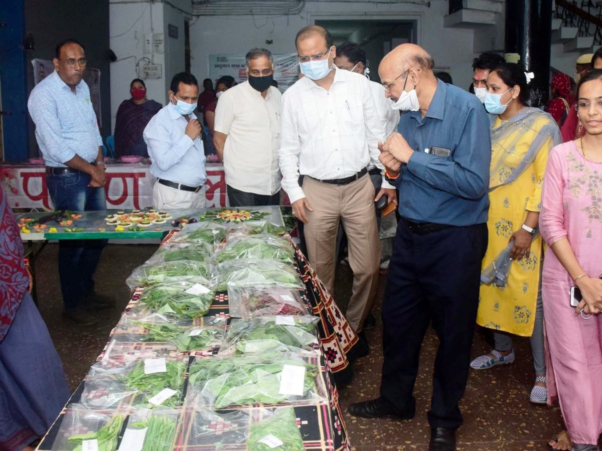 पोषण के लिए उत्कृष्ट कार्य करने वाली आंगनबाड़ी कार्यकर्ताओं किया गया सम्मानित