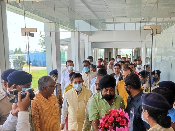 CG: कोल प्रोडक्शन बढ़ा रहे, देश में बिजली संकट नहीं होने देंगे - केंद्रीय कोयला मंत्री