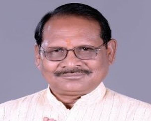 शिक्षा मंत्री टेकाम पर कांग्रेस विधायकों ने लगाए गंभीर आरोप