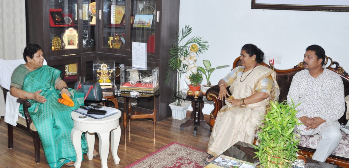राज्यपाल को डॉ. भंवरसिंह पोर्ते की पुण्यतिथि और प्रतिमा अनावरण के लिए आमंत्रित किया