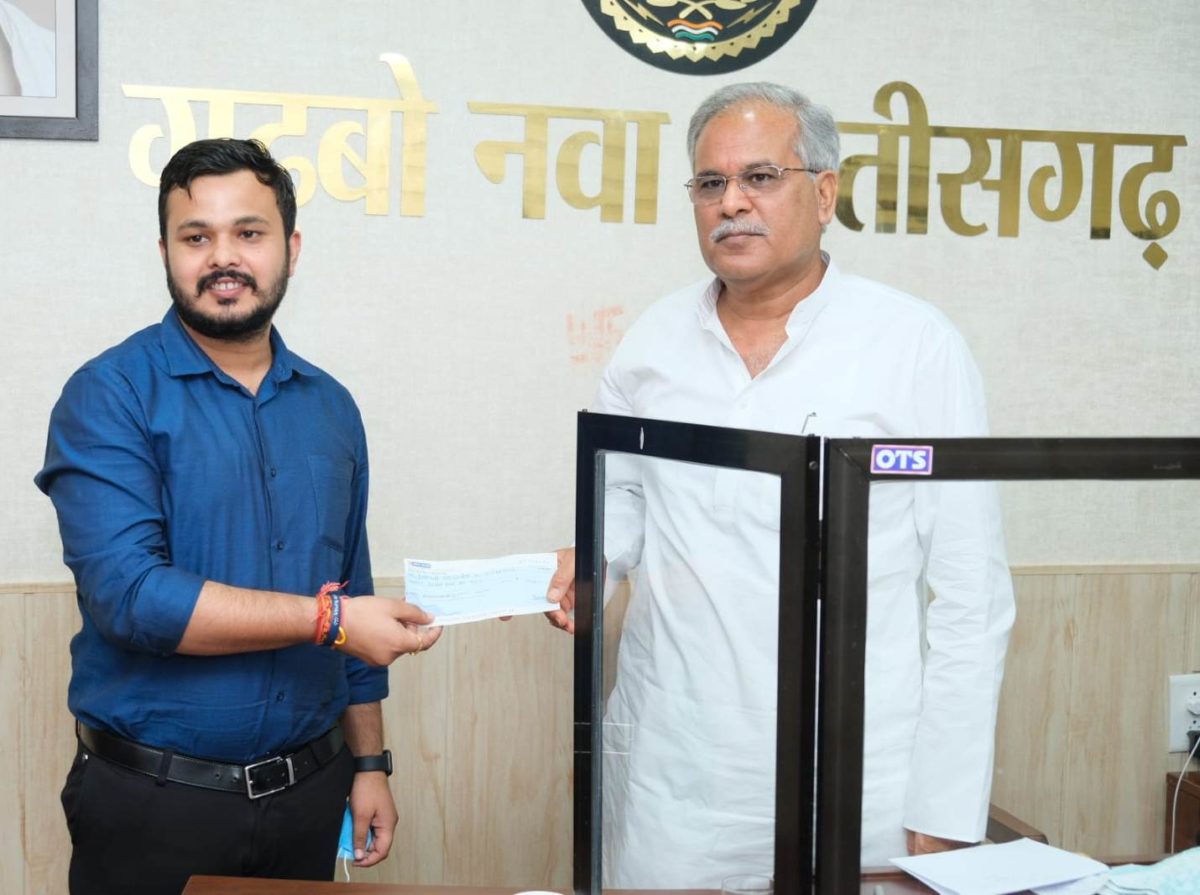 मुख्यमंत्री सहायता कोष में श्री दीप सारस्वत ने दिया 21 हजार रुपए का अंशदान