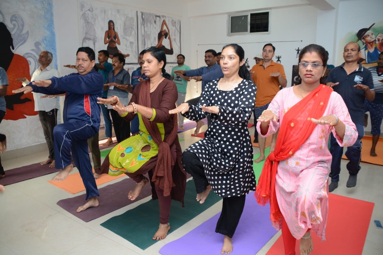 एससीईआरटी: बच्चों में स्वास्थ्य के प्रति जागरूकता लाने योगा-फिटनेस की क्लास