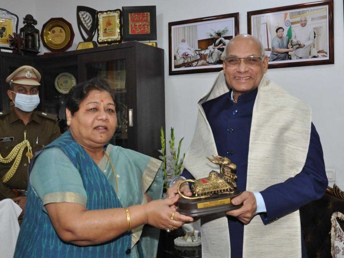 राज्यपाल सुश्री उइके से झारखंड के राज्यपाल रमेश बैस ने भेंट की