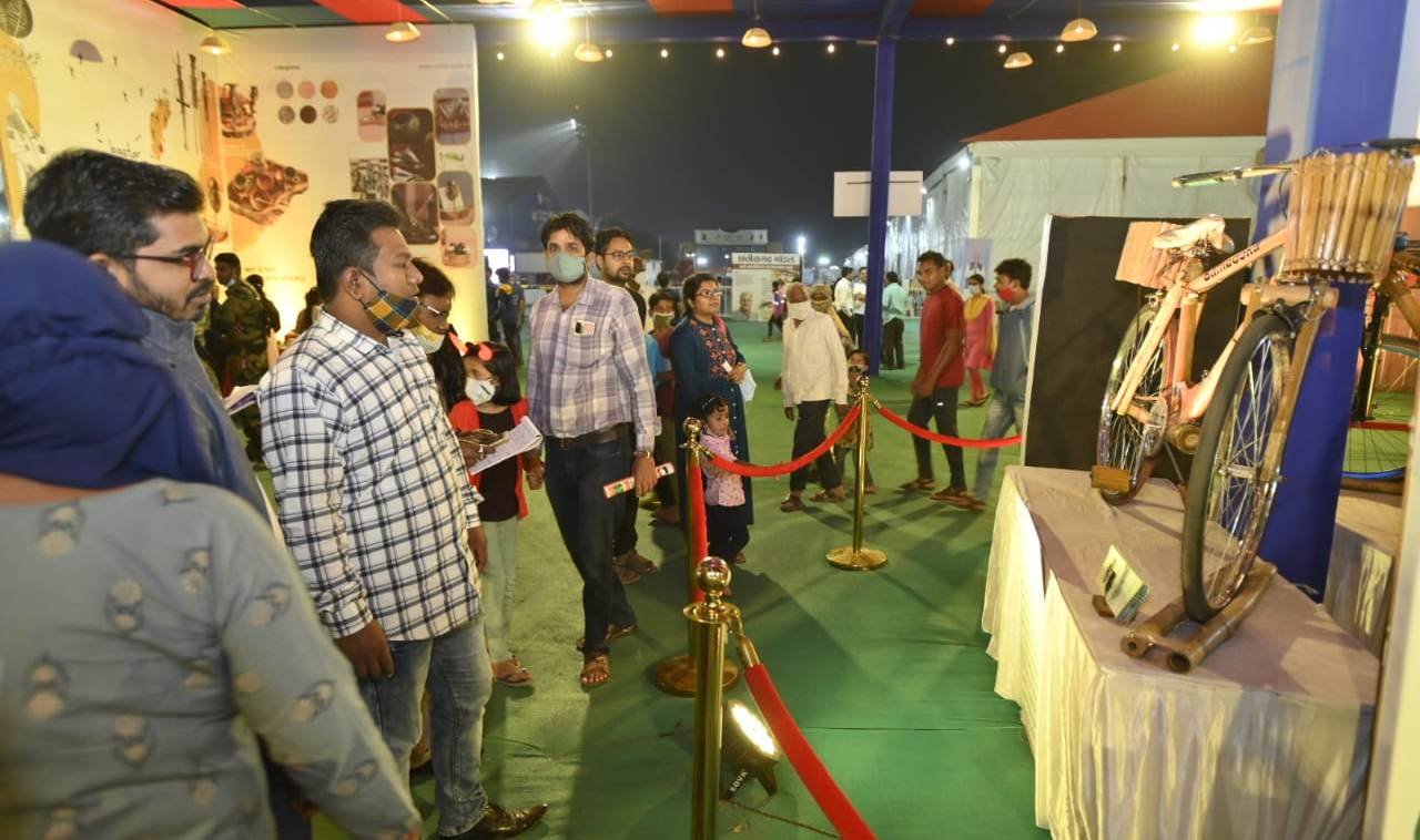 राज्योत्सव 2021: मेले में उमड़ रहा जन सैलाब : विभिन्न विभागों के स्टाल लुभा रहे हैं लोगों को