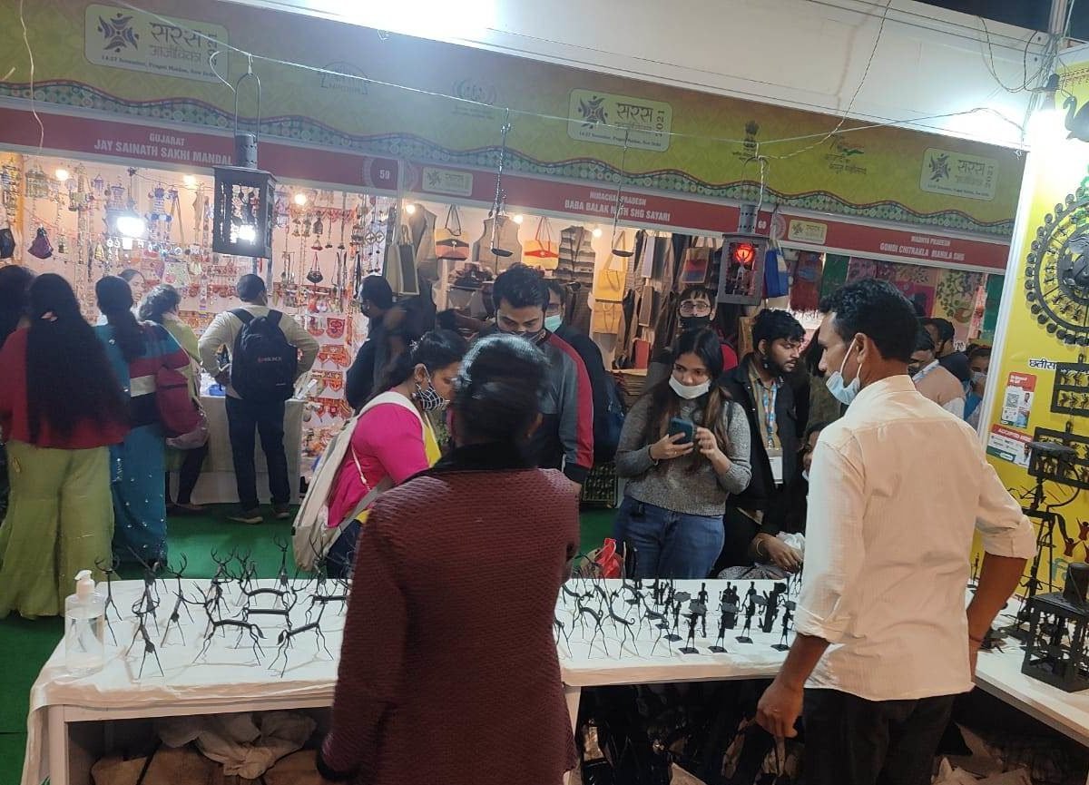 दिल्ली के सरस मेले में छत्तीसगढ़ के रॉट आयरन शिल्प की रही धूम