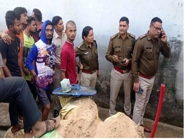 भाई की हत्या कर कांस्टेबल पर किया वार