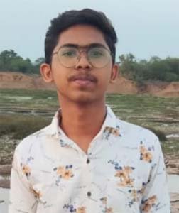 मुख्यमंत्री से मिलकर छात्र योगेश साहू के लिए आईआईटी की पढ़ाई की राह हुई आसान