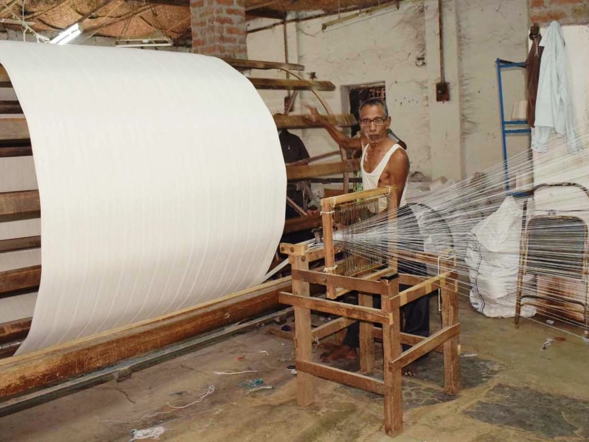 3 वर्षों में बुनकरों को 30 करोड़ 49 लाख 53 हजार की मिली आय