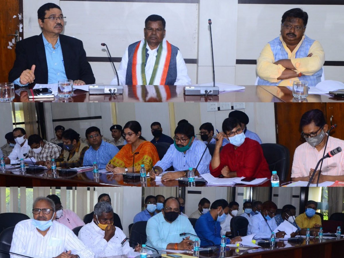 ओव्हर रेट एवं अवैध शराब की तस्करी करने वालों के विरूद्ध सख्त कार्यवाही करें: लखमा