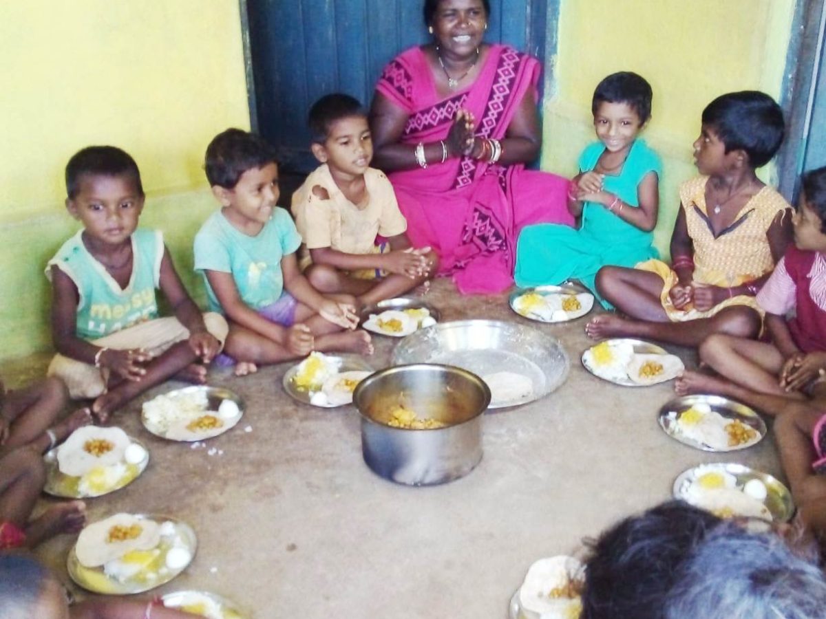 मुख्यमंत्री सुपोषण अभियान के तहत दिया जा रहा है बच्चों को अतिरिक्त पोषण आहार
