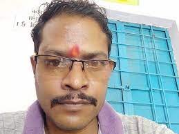 पंचायत सचिव ने पत्नी की हत्या, फिर खुद पंखे से लगा ली फांसी