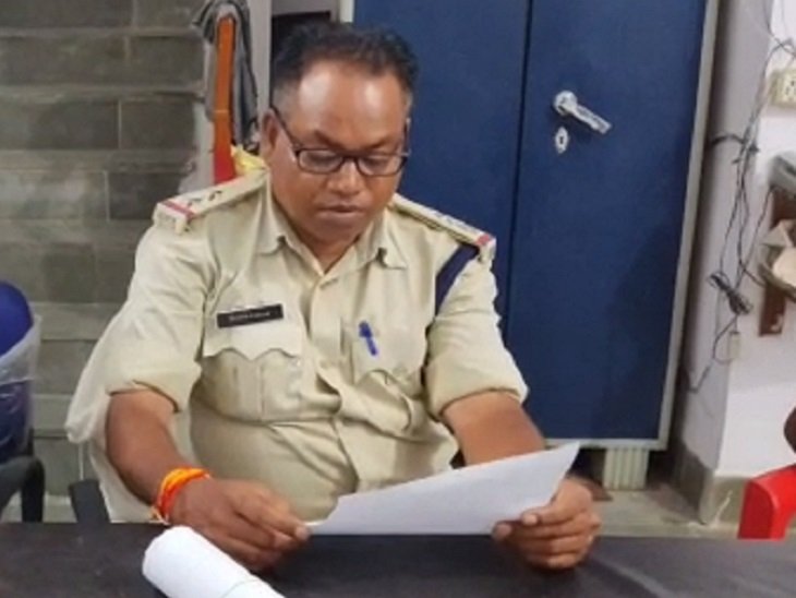 थानेदार पर तलवार से हमला