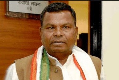 उद्योग मंत्री कवासी लखमा ने फूड पार्कों के निर्माण कार्य जल्द शुरू करने के दिए निर्देश