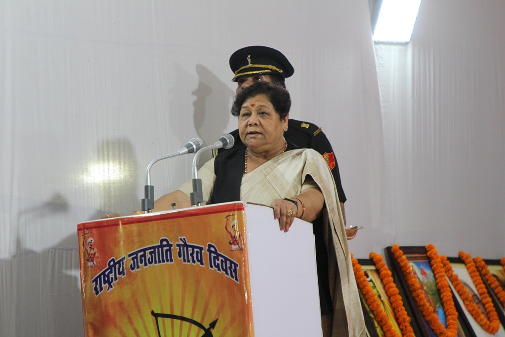 जनजातियां भारतीय समाज की ध्वजवाहक