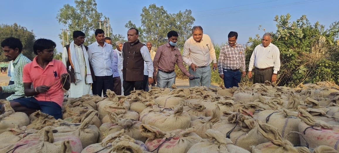 धान खरीदी की सुविधाएं बढ़ने से किसानों का उत्साह बढ़ा