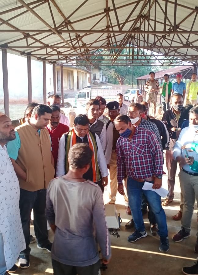 खरीदी कार्य में किसानों को न हो किसी प्रकार की परेशानी: मंत्री उमेश पटेल