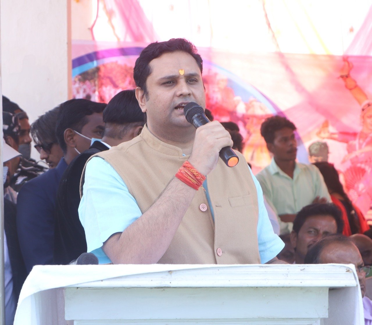 खेल एवं युवा कल्याण मंत्री उमेश पटेल युवा उत्सव समापन कार्यक्रम में हुए शामिल