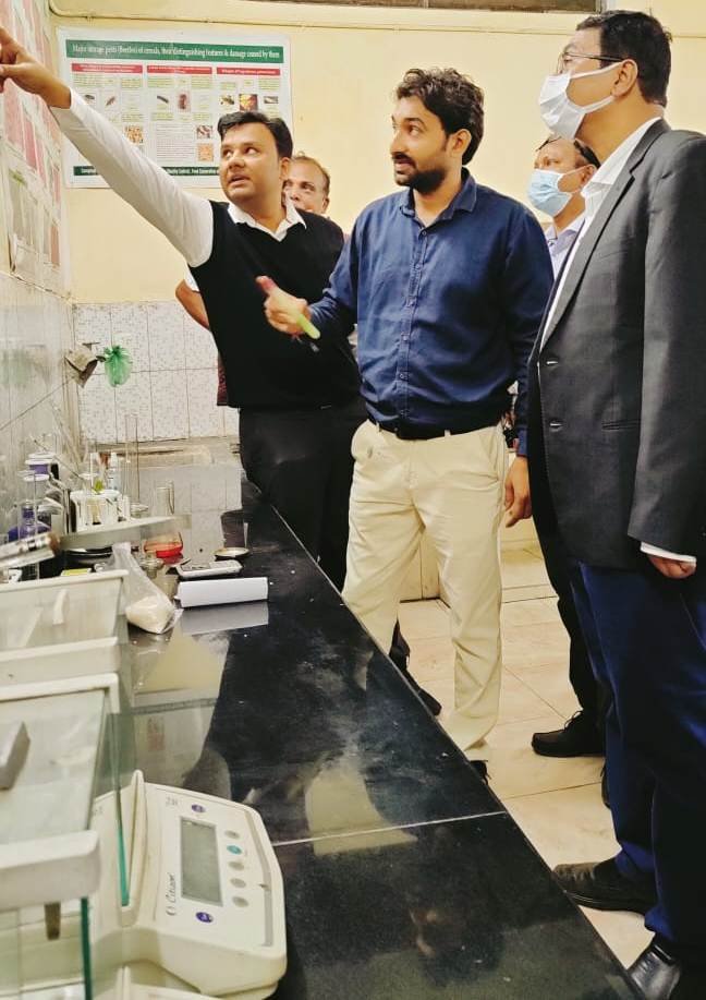 रायगढ़ से शुरू हुआ एफसीआई में कस्टम मिलिंग का चावल जमा कराने का सिलसिला