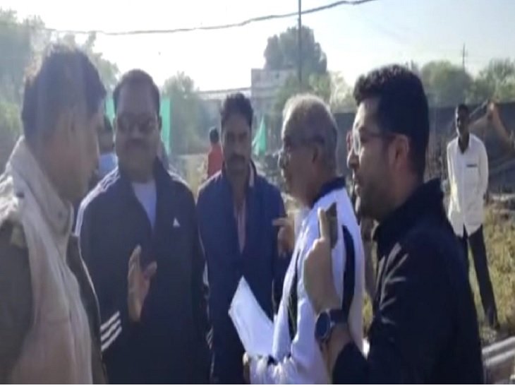 जमीन पर कब्जे को लेकर भिड़े रसूखदार, कारोबारी और उसके बेटे पर अपराध दर्ज