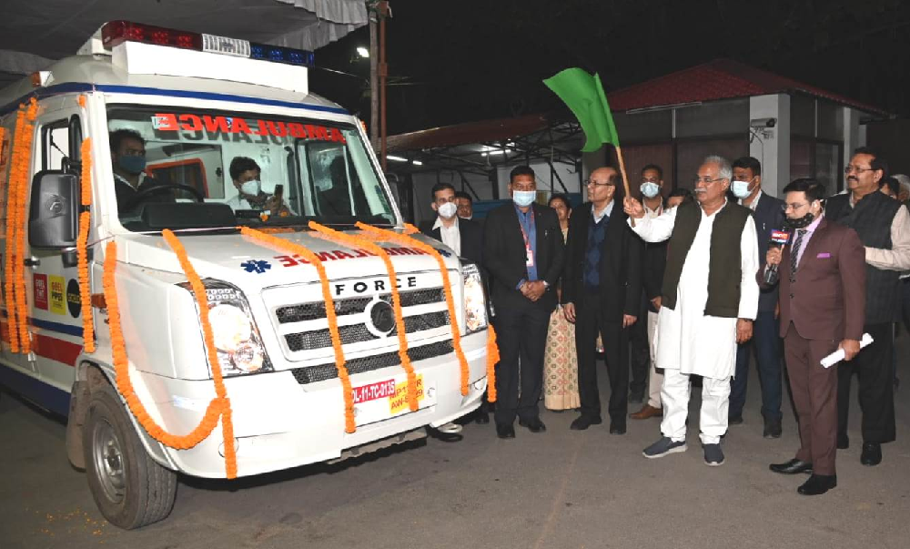 बचाव ही सुरक्षा: कोविड अनुकूल व्यवहार का कड़ाई से पालन हो : मुख्यमंत्री