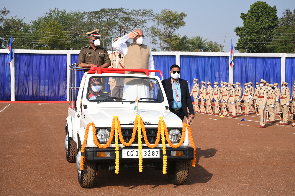 छत्तीसगढ़ पुलिस हर तरह की चुनौती से निपटने में सक्षम : भूपेश बघेल